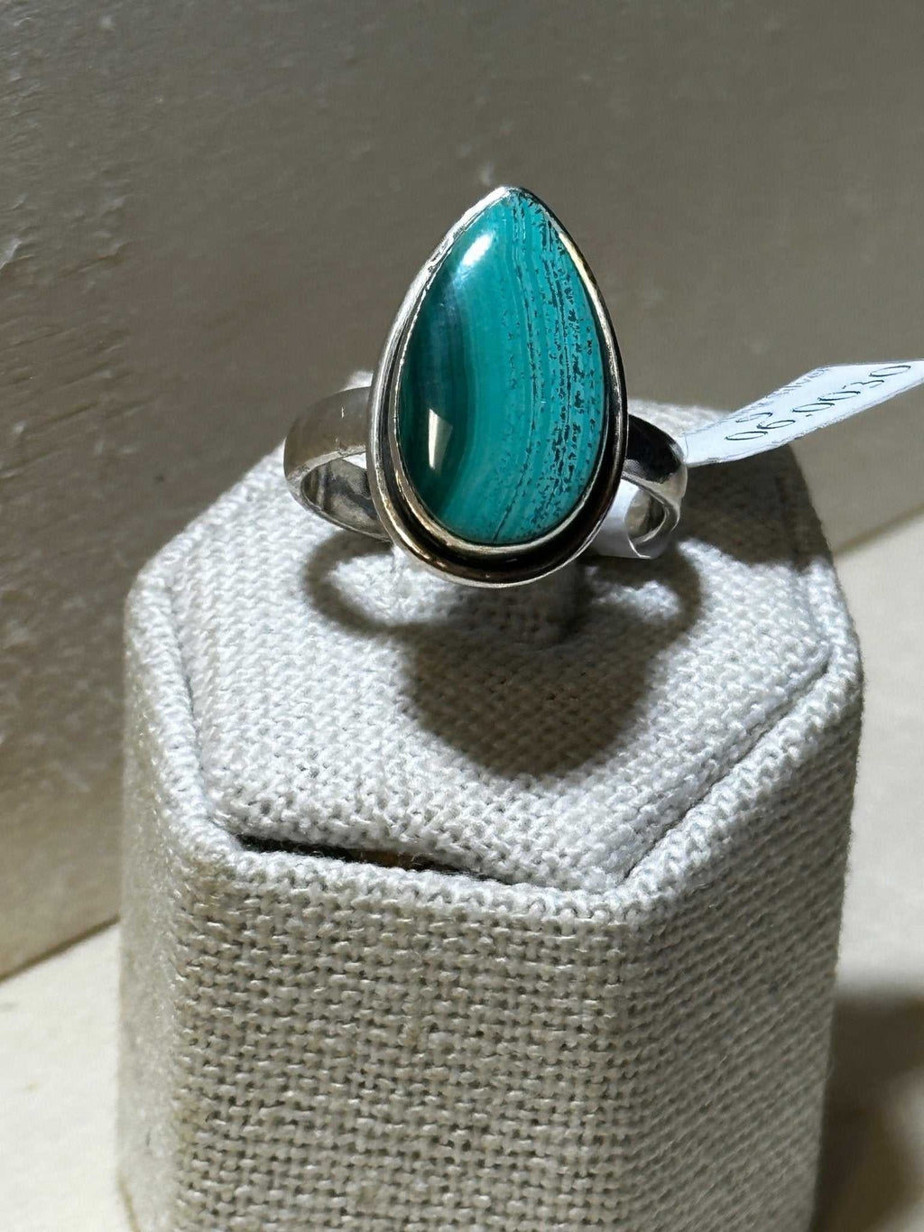 Malachite Ring Size 9 (06.0030)